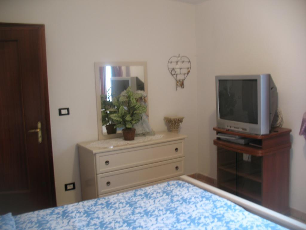 Bed and Breakfast Casa Vacanze L'Agrifoglio Magliolo Номер фото