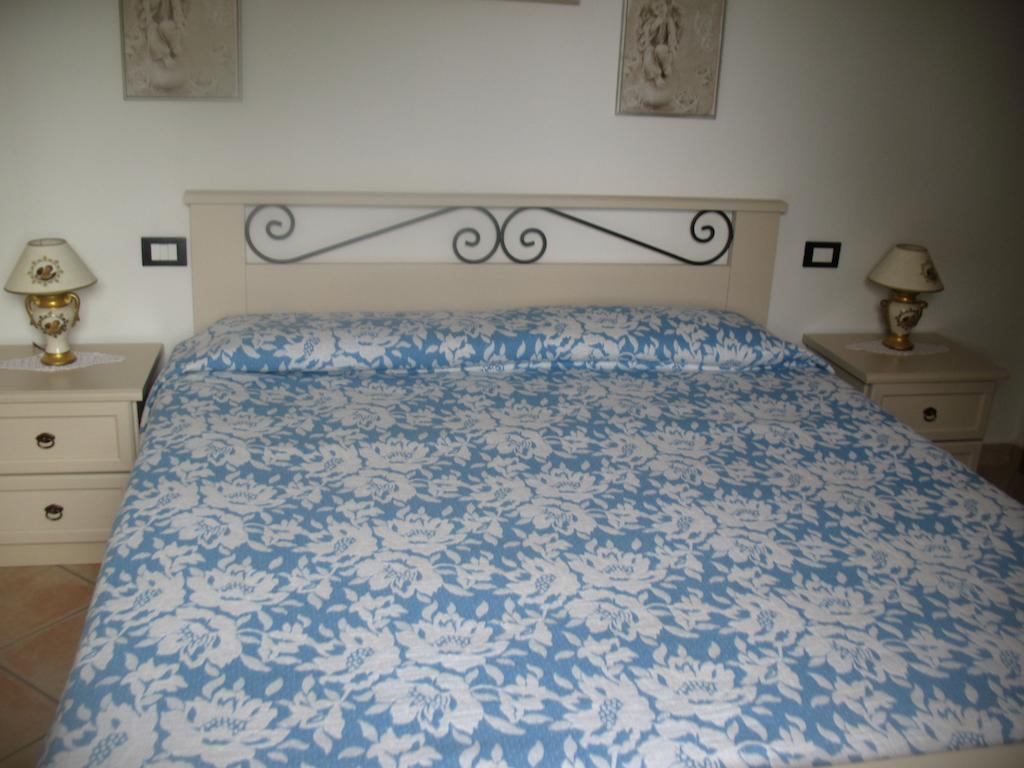 Bed and Breakfast Casa Vacanze L'Agrifoglio Magliolo Номер фото